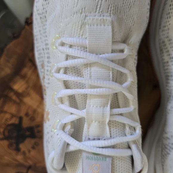 Ryka White and Pink Athletic Sneakers - Picture 3 of 10